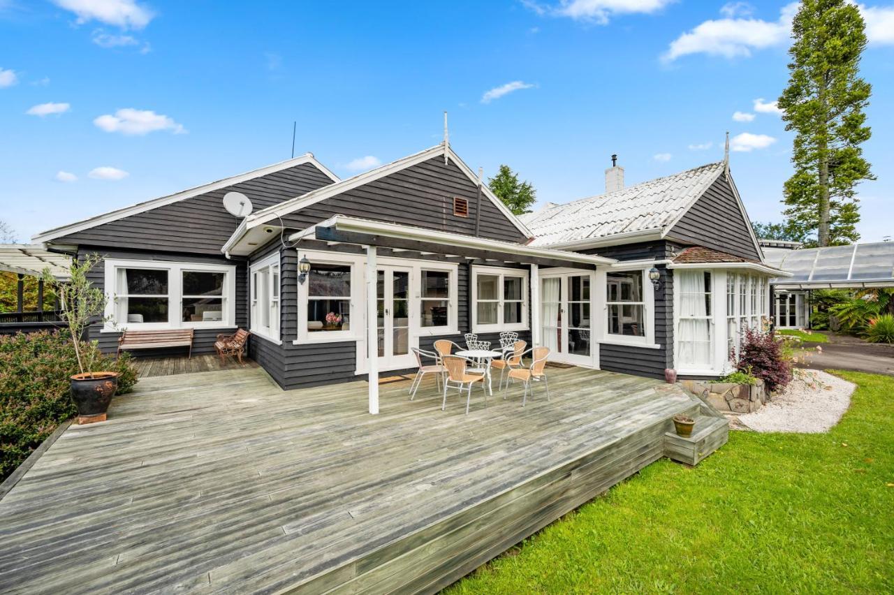 Springfield Rise Lodge - Rotorua Holiday Home Eksteriør billede